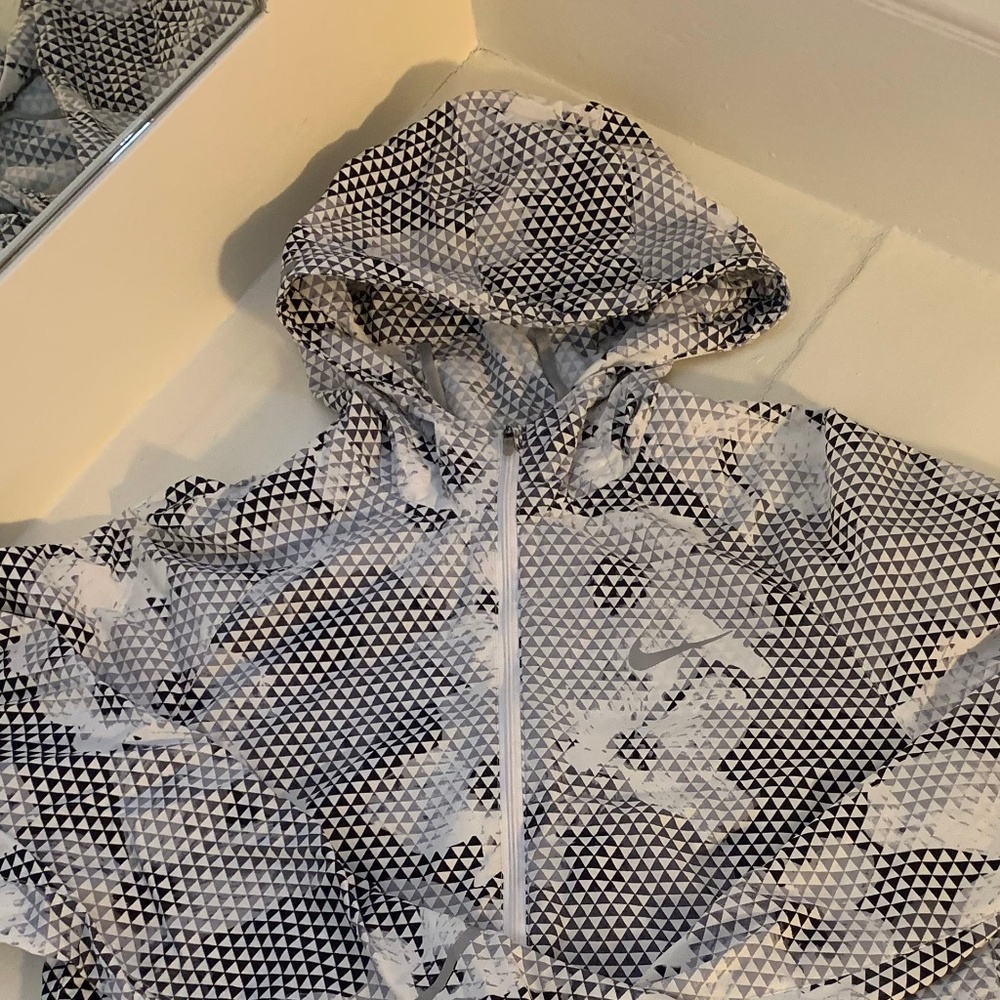 NIKE Running Rain Jacket